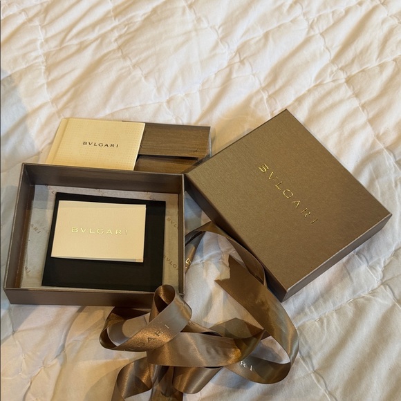 Authentic Bulgari Box - Picture 2 of 2